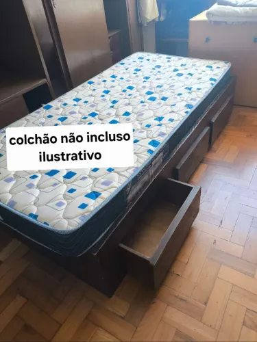 Cama madeira nobre com gavetas<br>03 