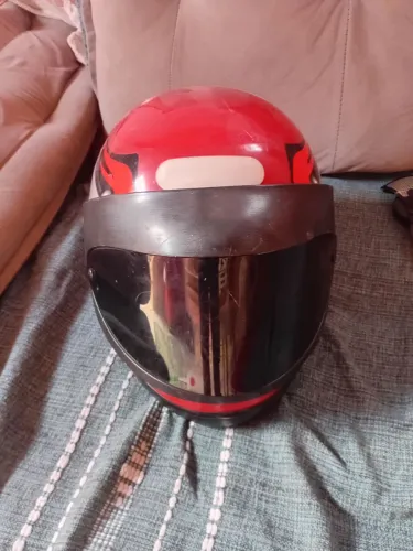 Capacete
