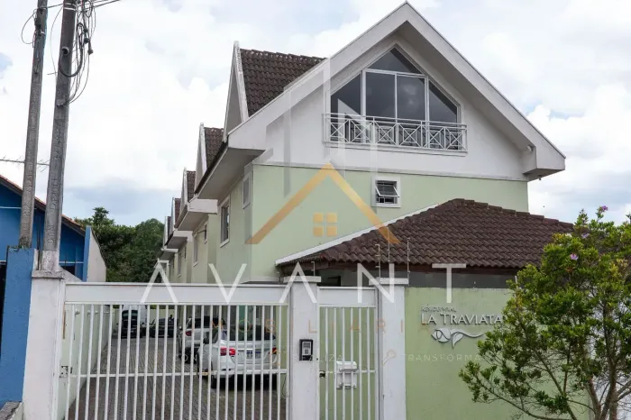 Tríplex em Condomínio no Boqueirão | 167m² | 3 Quartos | Suíte | Ático | 2 Vagas |Aceita A