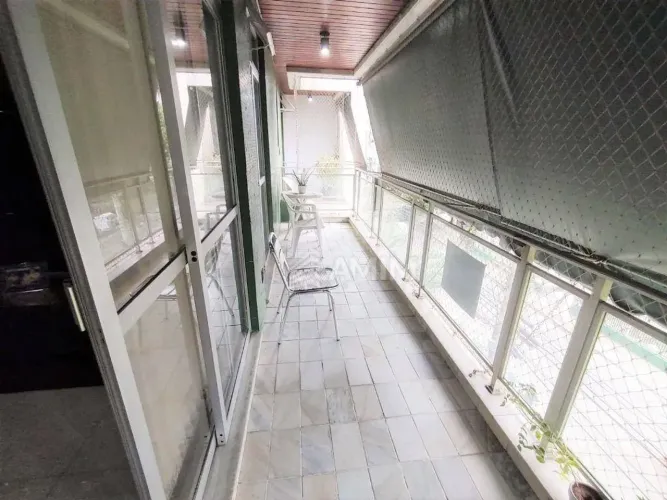 Apartamento à venda - 3 quartos - 1 suíte, varanda, dependência, 1 vaga e lazer - Icaraí -