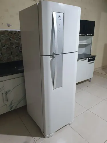 Electrolux 380 litros frost free