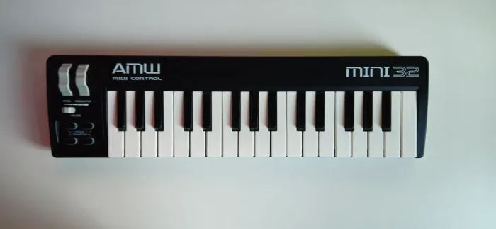 Teclado Midi AMW Mini 32