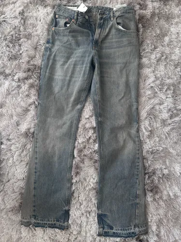 CALÇA FLARE ZARA