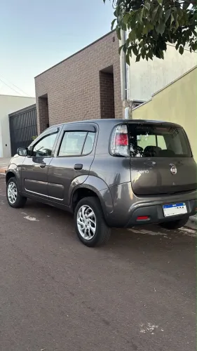 Fiat Uno Attractive 1.0 EVO Fire Flex 8V 5P 2021