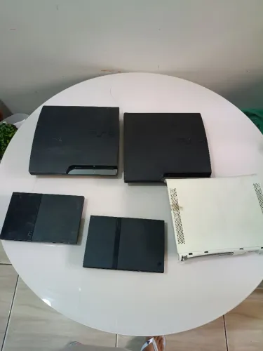 Lote de consoles no estado
