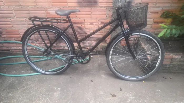 Vendo uma bicicleta poty aro 26