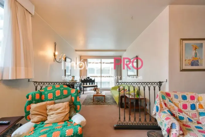 Apto de 175m² com 3 dorm e 1 vaga no Jardim Paulista prox ao metrô
