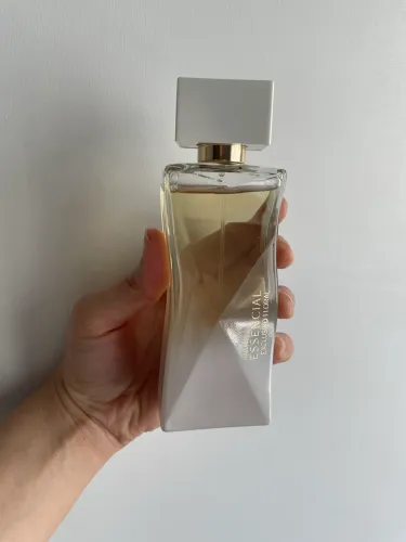Perfume Essencial sentir floral