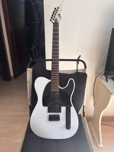 Guitarra LTD TE-200 (Telecaster)