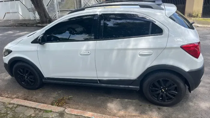 Chevrolet Onix Activ 1.4 8V Flex Mec. 4P 2019