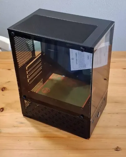 Gabinete Gamer TGT Legion, Mini-Tower, Lateral de Vidro Novo