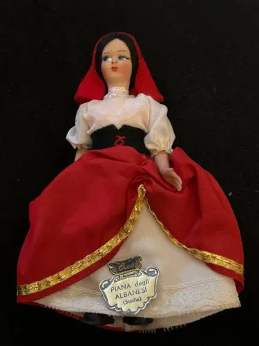Miniatura Boneca Típica Italiana Piana degli Albanesi Sicília Decorativa