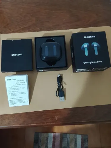Galaxy Buds4 Pro (Versão Premium)
