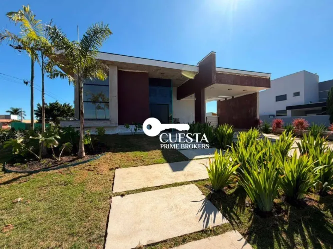 Casa de campo com 3 quartos, 1 suíte com ampla piscina