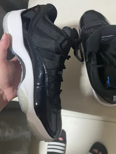 air jordan 11 retro low space jam tamanho 40 ,41