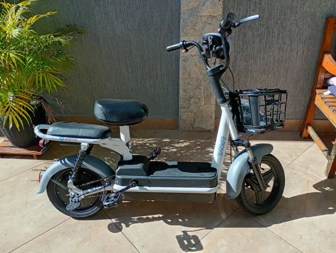Moto elétrica ambtus