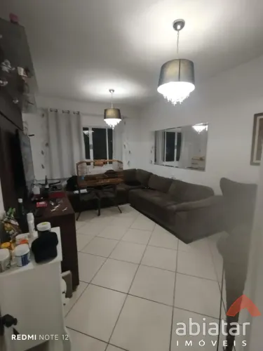 Sobrado à venda no Jardim Maria Rosa Condomínio Fechado 90m² Taboão da Serra/SP