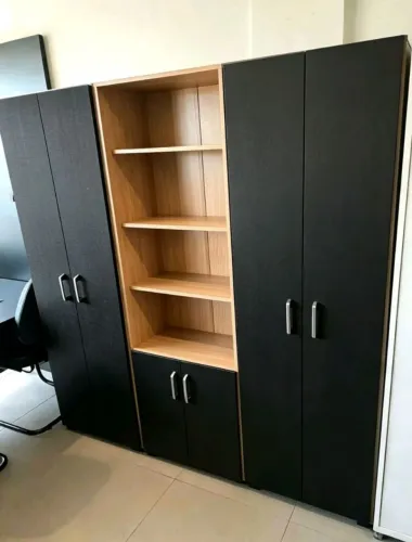 Armário de Escritório Novo 1.80m Larg x 1.88m t x 34cm Prof - Entrego montado