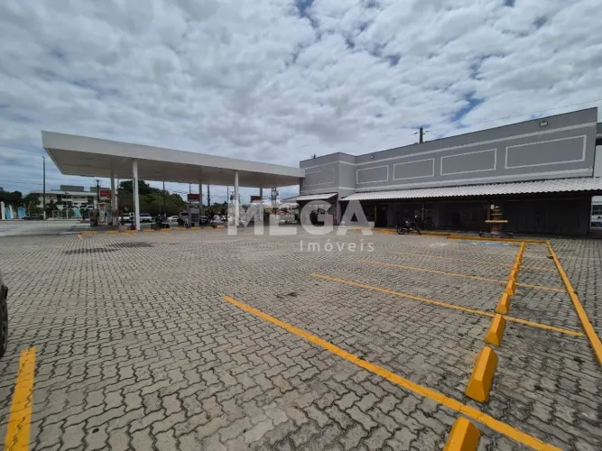 Ponto comercial no bairro Jacunda em Aquiraz, CE