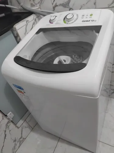 Máquina de lavar pouco tempo de uso