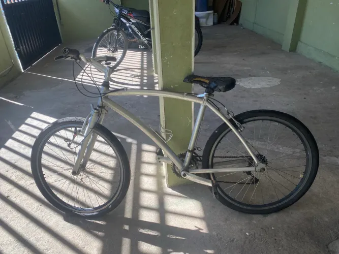 Bicicleta aro 26 de alumínio - 3 marchas Shimano
