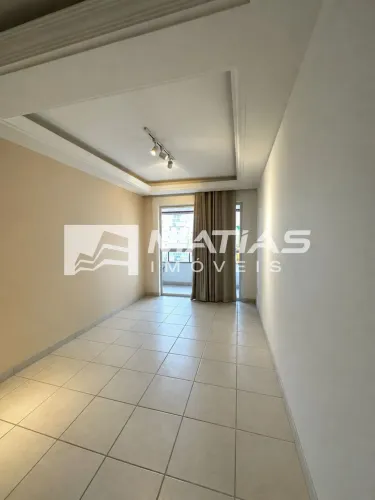 Aluguel de Apartamento de 3 Quartos no Centro de Guarapari-ES: 1 Suíte, 2 Banheiros, 1 Vag