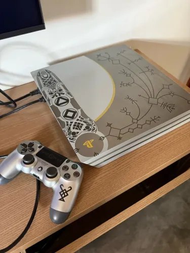 PlayStation 4 pro desbloqueado