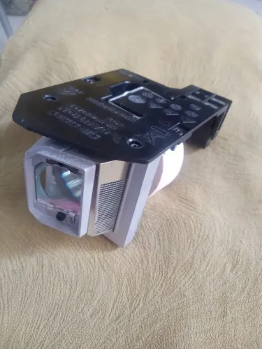 Lâmpada Projetor Optoma HD20