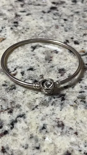 Pulseira da pandora mais berloque