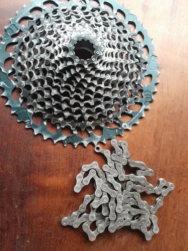 K7 Sram GX 12v seminovo com corrente própria