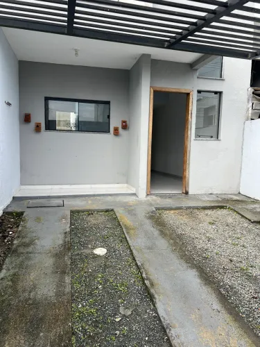 Alugo Casa 3 quartos - Itajai