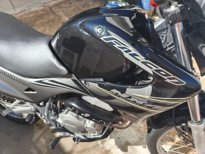 Falcon super conservada ... Perfeita
