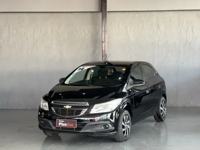 Chevrolet Onix Hatch LT 1.0 8V Flex Mec. 4P 2014