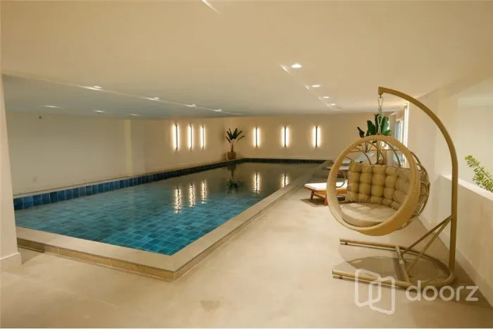 Apartamento em Menino Deus com 87 m² , 2 quarto(s) , 1 suíte(s) , 2 vaga(s).