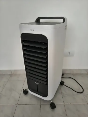 Philco Climatizador PCL10QF Display Touch 5 em 1 5L 220V Branco Portátil