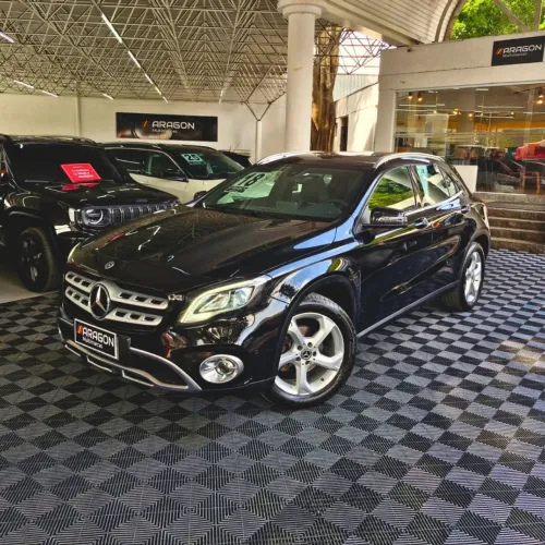 Mercedes-Benz GLA 200 Adv. 1.6/1.6 TB 16V Flex Aut. 2018