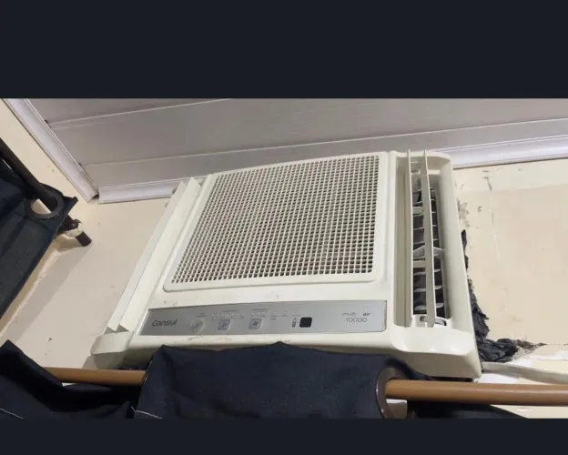 Ar condicionado janela 10000 troco ou vendo 