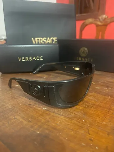 Óculos Versace