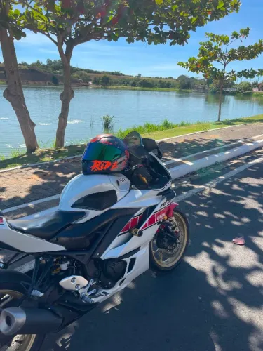 Yamaha R3 2023