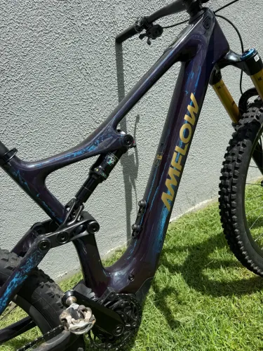 Amflow PL carbon