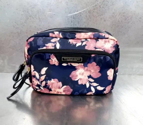 Necessaire Victoria'sSecret NOVA