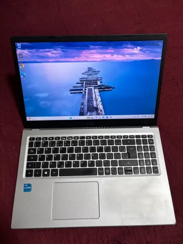 Vendo notebook Acer core i3