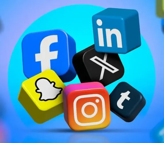 SOCIAL MEDIA / FILMMAKER (CABO FRIO)