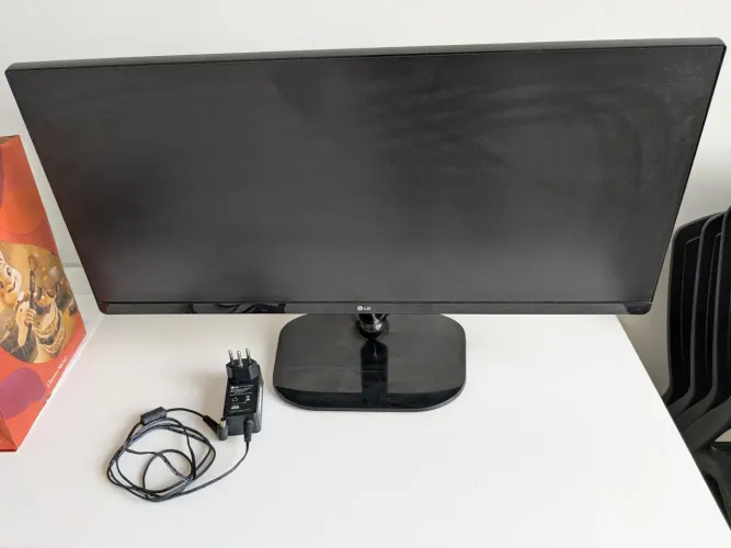 Monitor LG 25UM58G [COM DEFEITO] 