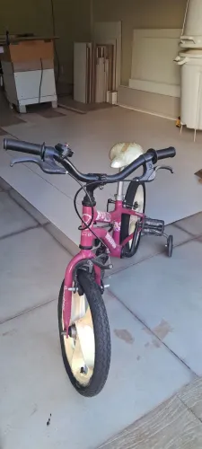 Bicicleta infantil menina