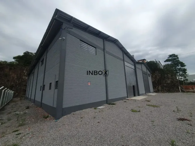 PAVILHÕES COM 1000M²(500M² CADA) NA GARIBALDINA