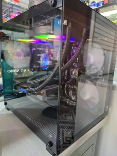 PC GAMER I9 12900K + 1070TI 8GB + 16GB RAM DDR5