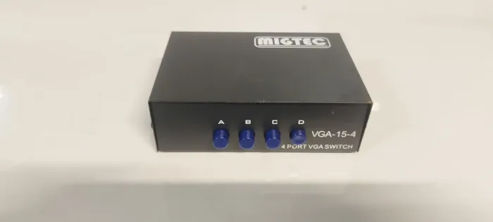 Switch VGA 4 portas