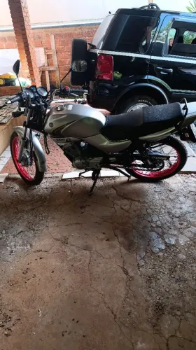 Moto ybr 125