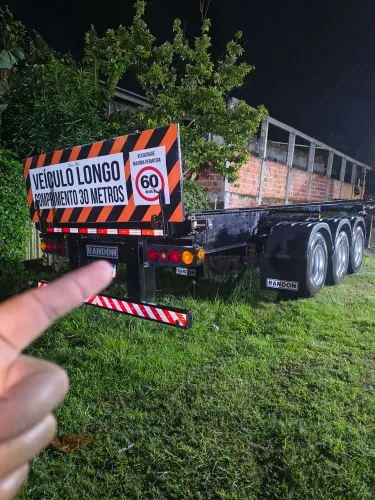 carreta bug porta contêiner 40 pés